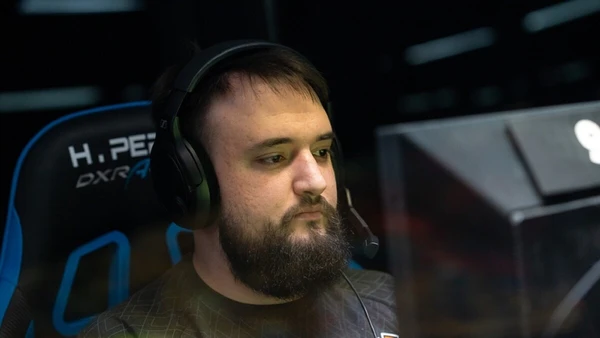 9pasha sobre Virtus.pro: «Quizás estemos viendo este roster por penúltima vez»