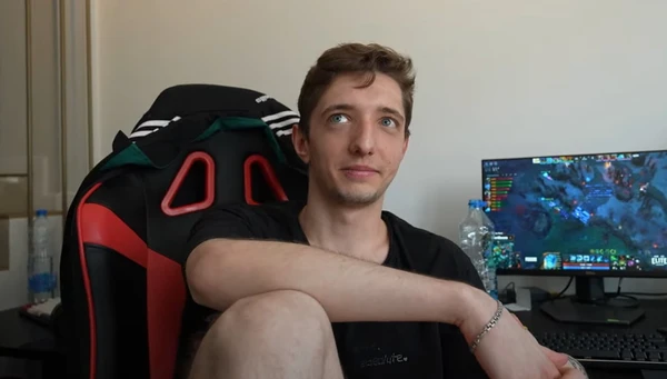 Alberkaaa left 9Pandas and joined a new team